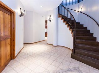 130 Cardinal Ln, Laredo, TX 78045