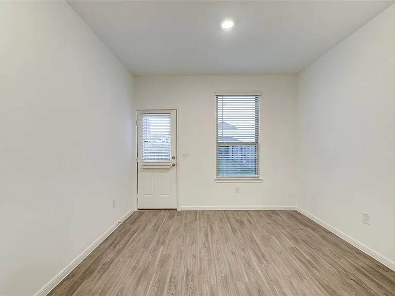 1309 Coco Ray Ln — Photo 19