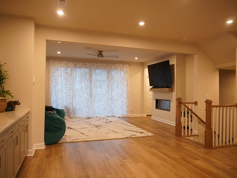 4709 Cypress Tree Ln — Photo 11