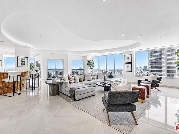 2nd image of 10724 Wilshire Blvd APT 1607