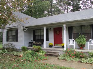 868 Fairview Dr, Arab, AL 35016