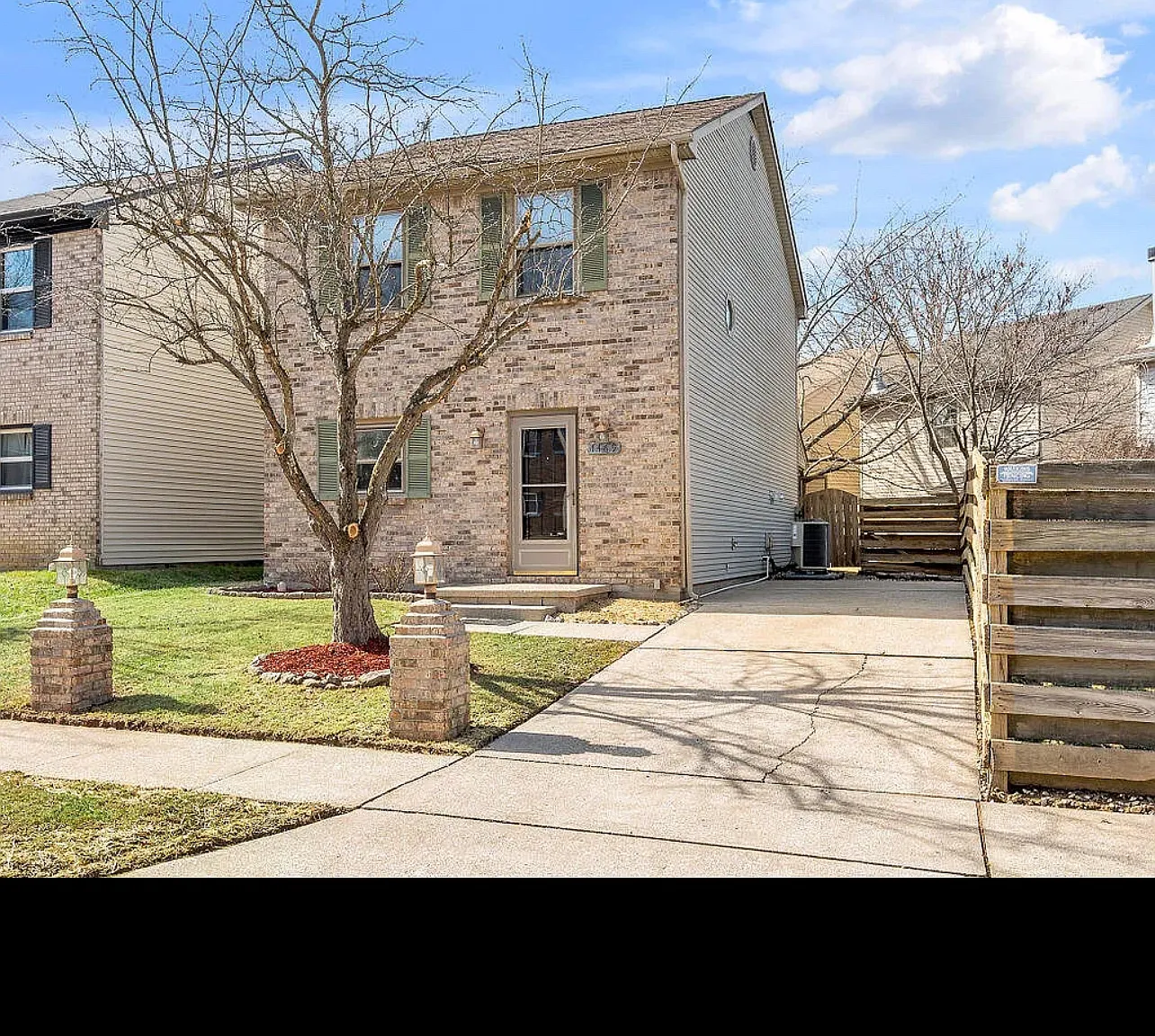 2 bed, 1.5 bath, 1280 sqft, $1,600 — Photo 2