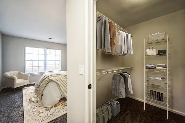 Eagle Rock Apartments at Freehold — Photo 5