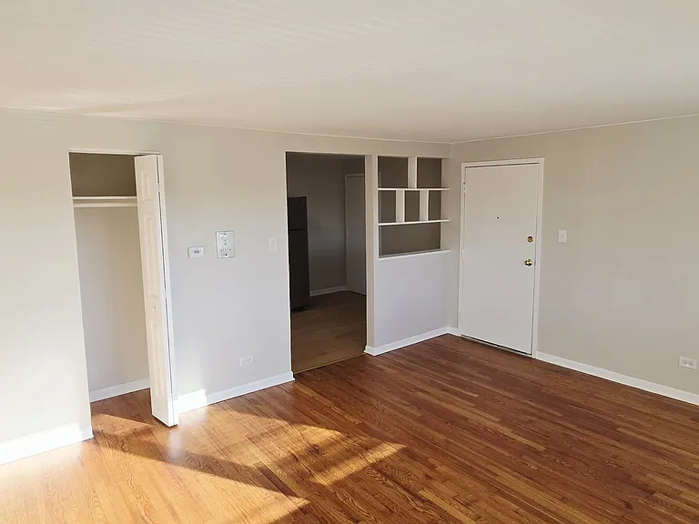 11011 - 13 South Lloyd Drive - #13 — Photo 5