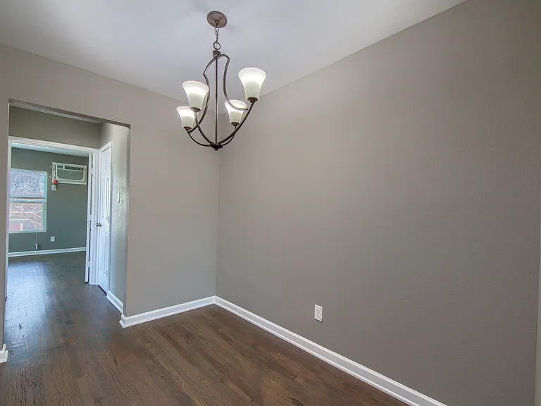 114 Jacobs St — Photo 23