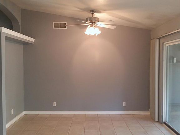 5th image of 2851 Hyannis Way