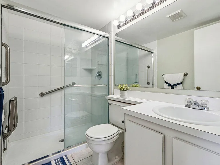 618 Sea Pine Way #A2 — Photo 23