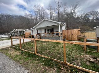 373 Mary Drew Dr, Pikeville, KY 41501