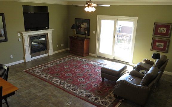 3rd image of 4560 Oakhurst Bnd