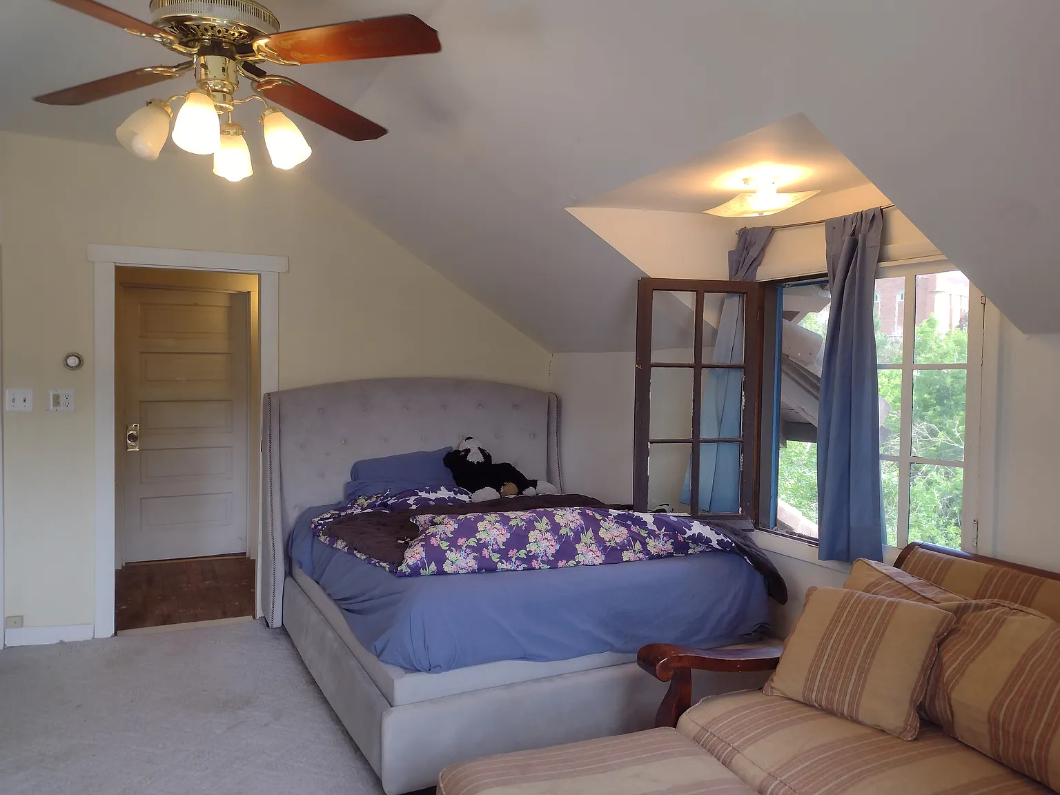 1600 Hillside Rd — Photo 4
