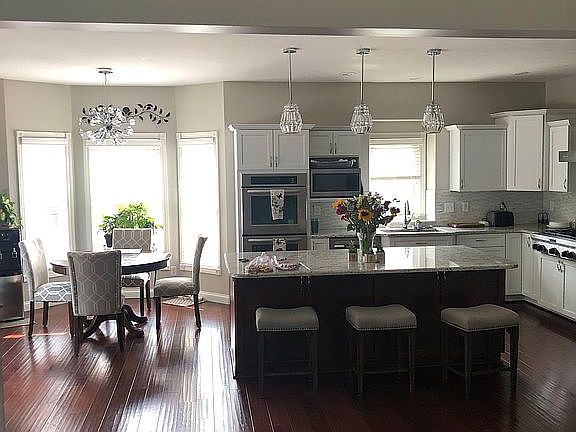 3rd image of 18255 Forest Glade Dr