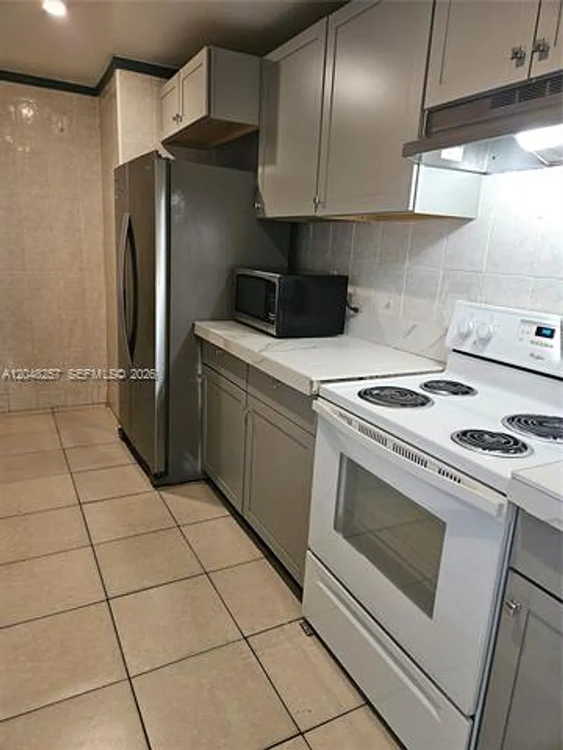 3908 NW 213th St th 3908, Miami Gardens, FL 33055 — Photo 1
