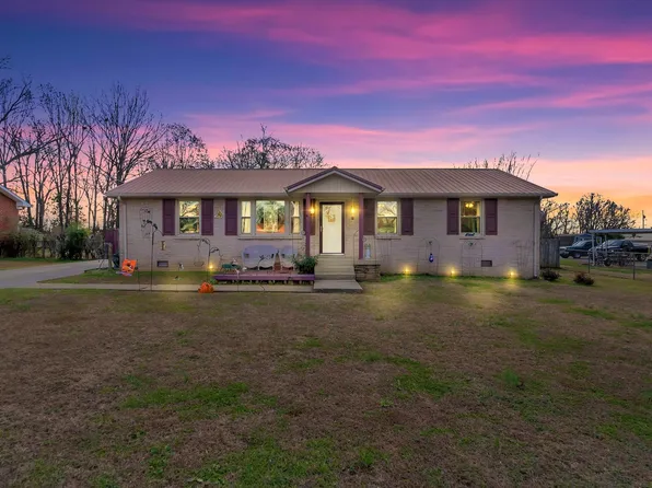 6810 Longview Dr, Murfreesboro, TN 37129