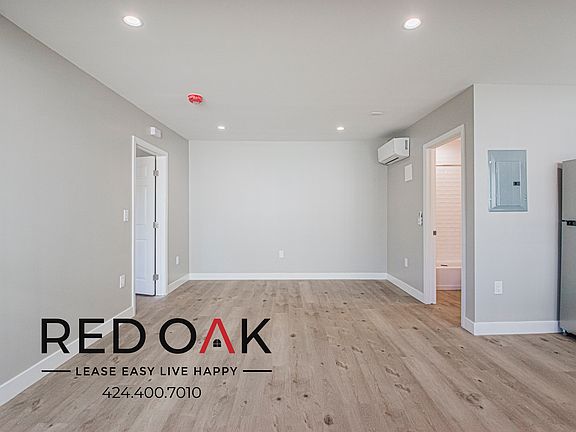 4th image of 6525 S Victoria Ave #6529-1/4