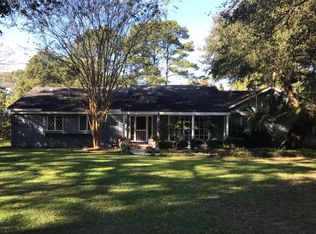 4 Mallard Ct, Beaufort, SC 29907