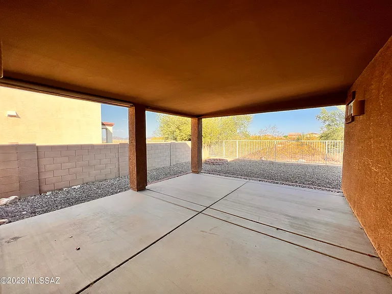 9859 N Crook Ln — Photo 21