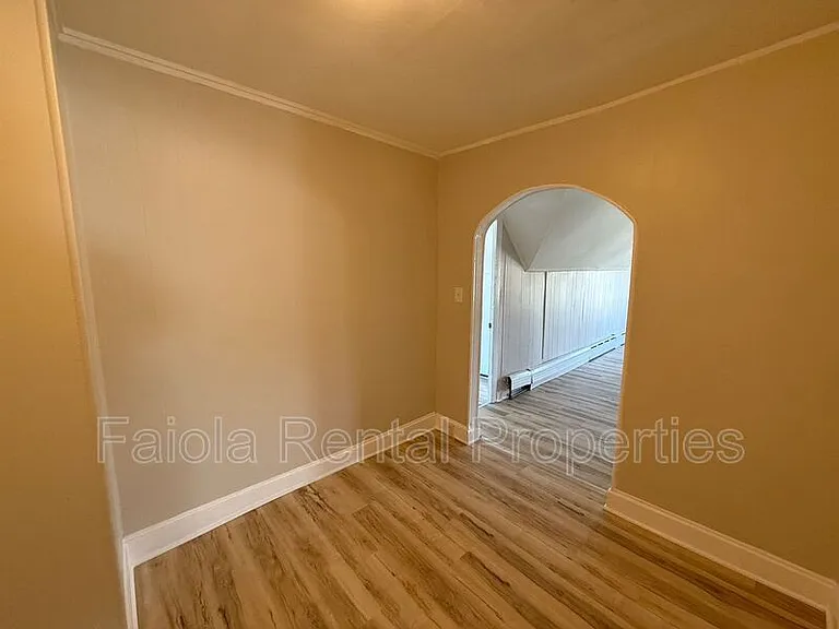 228 3rd St #3 — Photo 6
