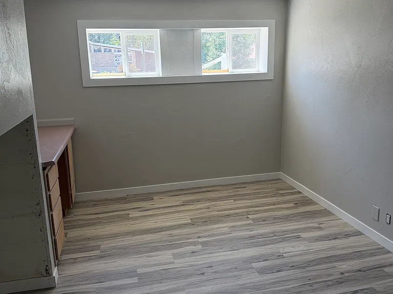 1844 Lynwood Pl — Photo 10