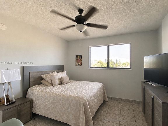 5th image of 3703 NE 166th St APT 704