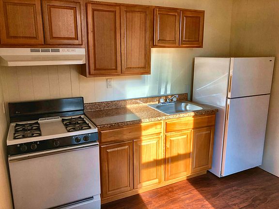 342 EN #1 KITCHEN