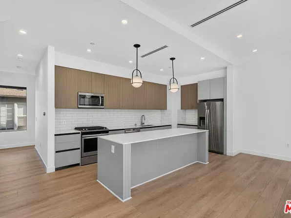 2019 Preuss Rd #B, Los Angeles, CA 90034