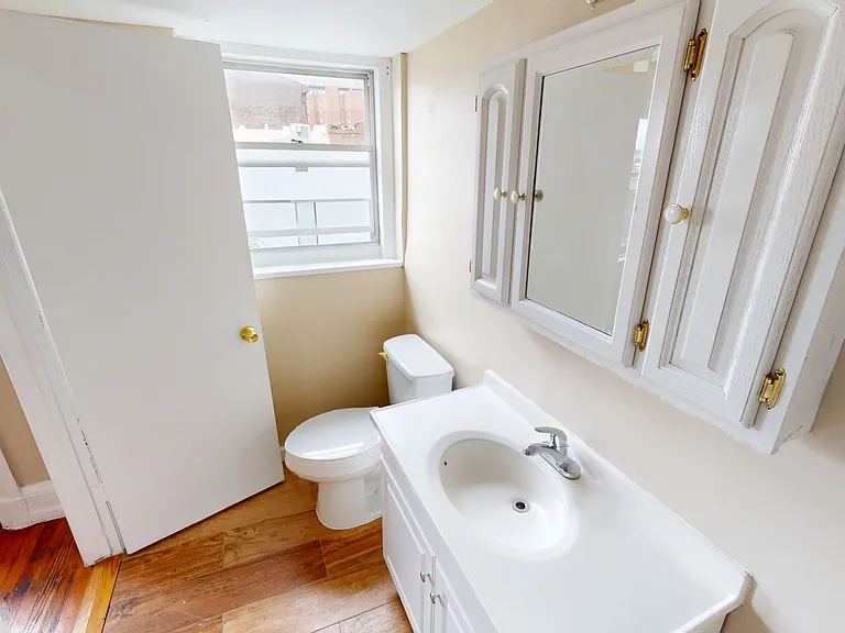1114 Spruce Street, Philadelphia, PA 19107 — Photo 9