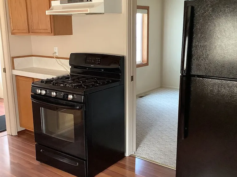 4640 Balsam Dr — Photo 13