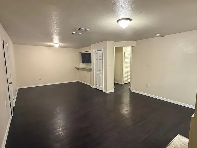 1336 Jade Ave — Photo 2