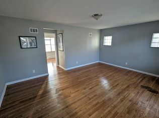 10236 Halls Ferry Rd, Saint Louis, MO 63136