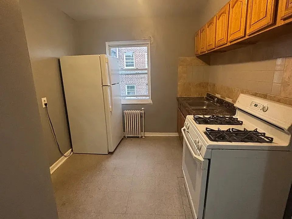 60 Crawford St #6
