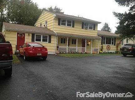 Large Spit-Level
						:
						New front porch - Dual Entrance - Video Surveillance