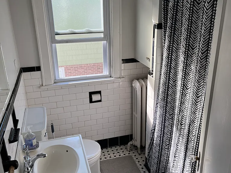 2 Avon Pl #B — Photo 10