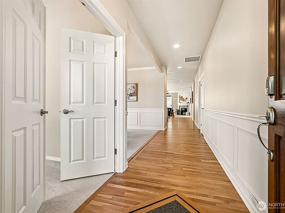 4th image of 23323 SE 284th Street
