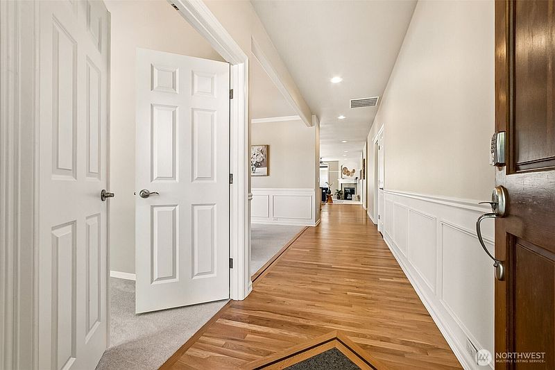 4th image of 23323 SE 284th Street