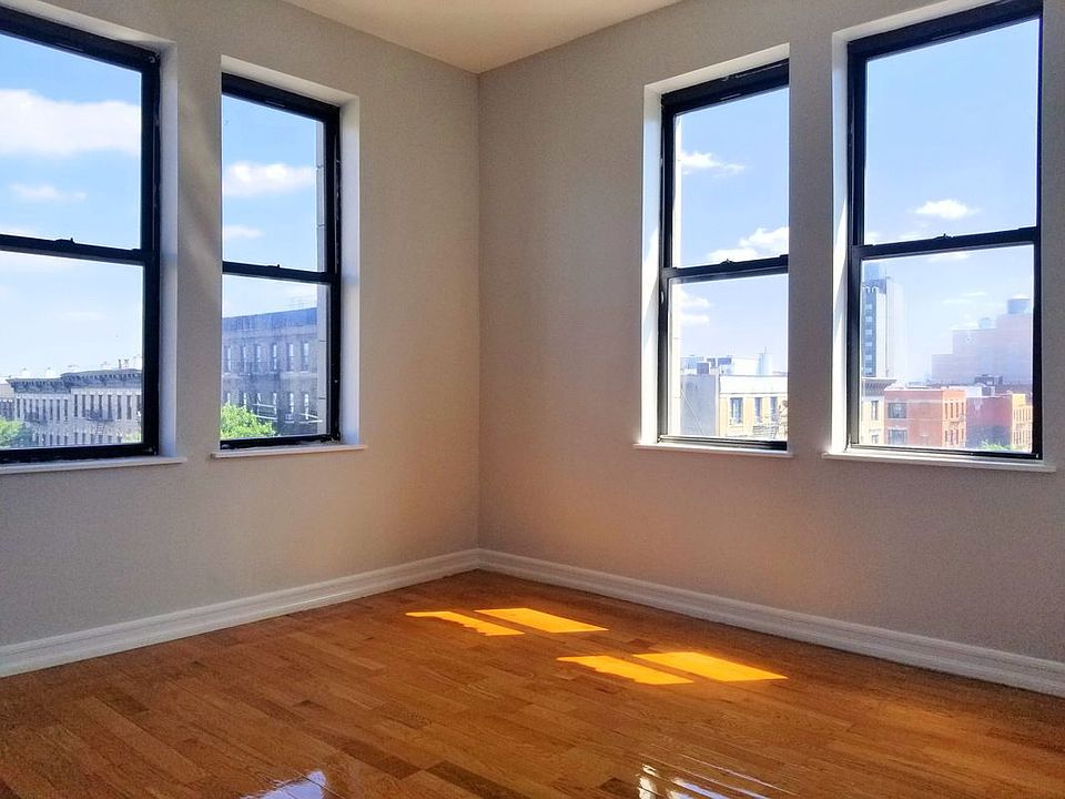 1st image of 101 Audubon Ave APT 52