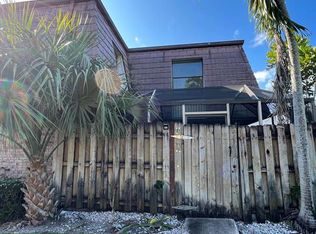 7482 Courtyard Run E, Boca Raton, FL 33433