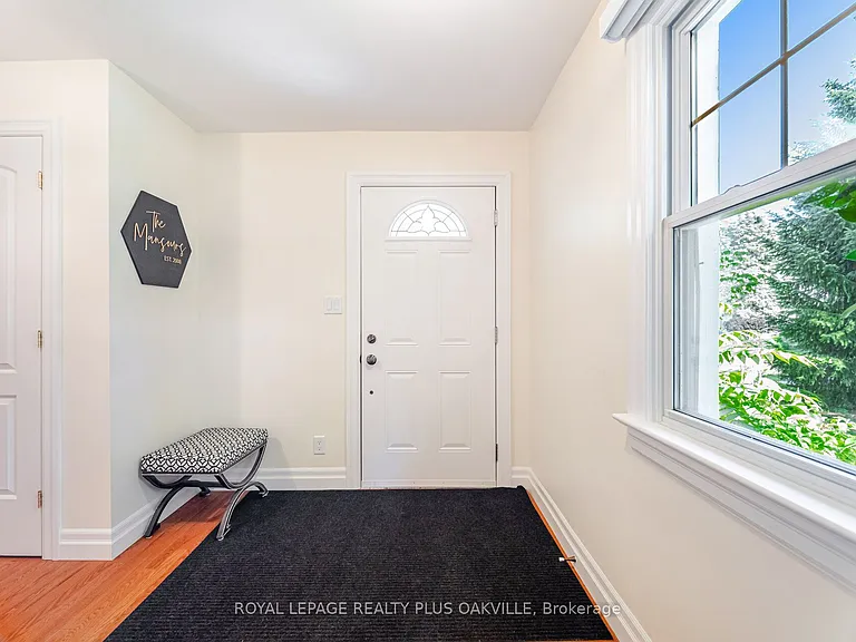43 Ravina Cres — Photo 6