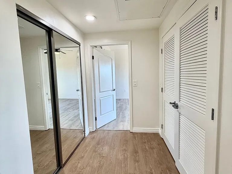 Yaya Nordhoff Apartments — Photo 24