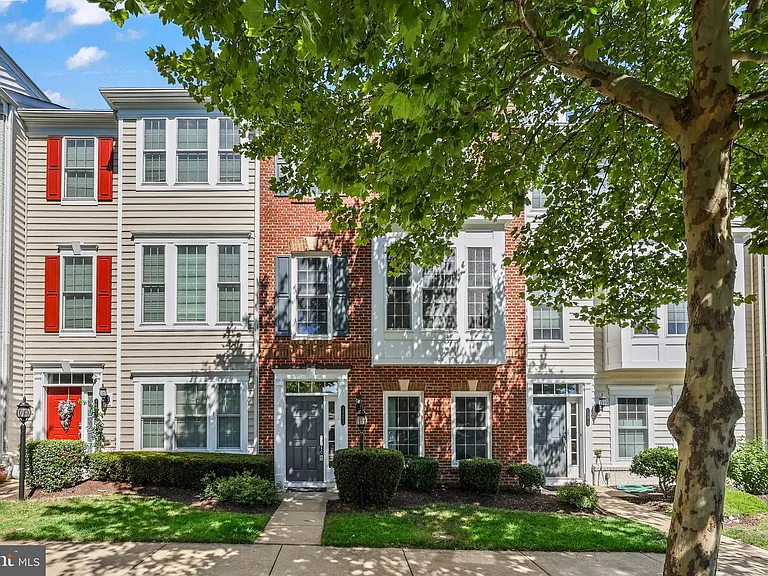 14873 Potomac Branch Dr — Photo 1