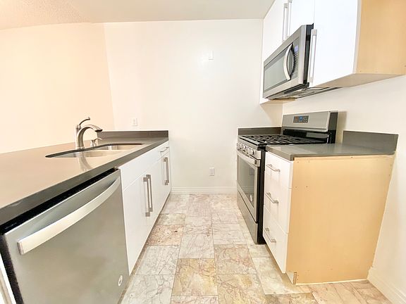 2nd image of 415 S New Hampshire Ave #307A