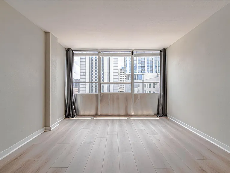 1800 Lavaca St #A-705 — Photo 3