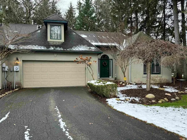 1503 N Lake George Dr, Mishawaka, IN 46545