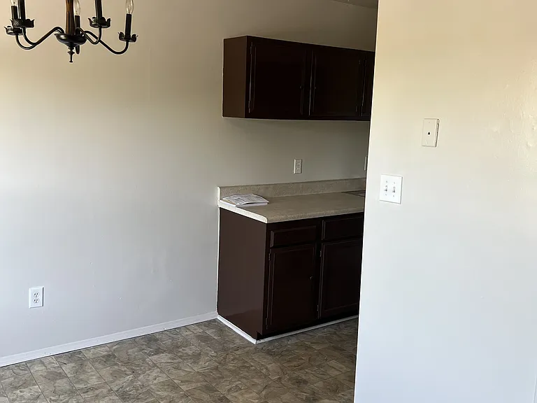 4608 Albert Ct #201 — Photo 7