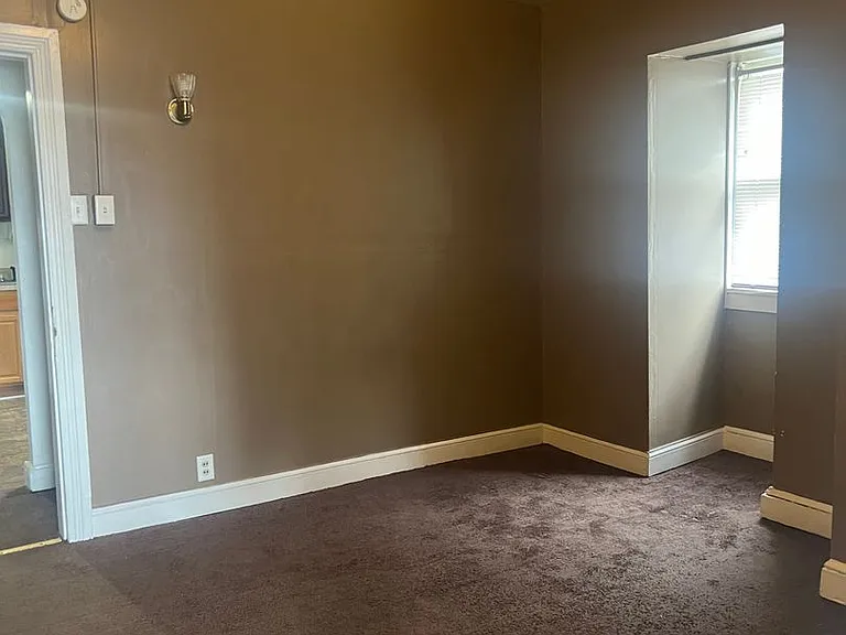 507 N Beaver St — Photo 6