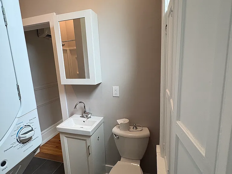 1436 Hepburn Ave #2 — Photo 6