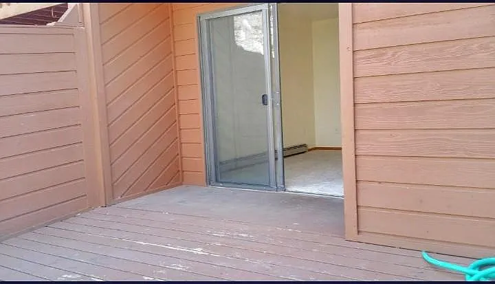 3145 Bell Dr — Photo 17