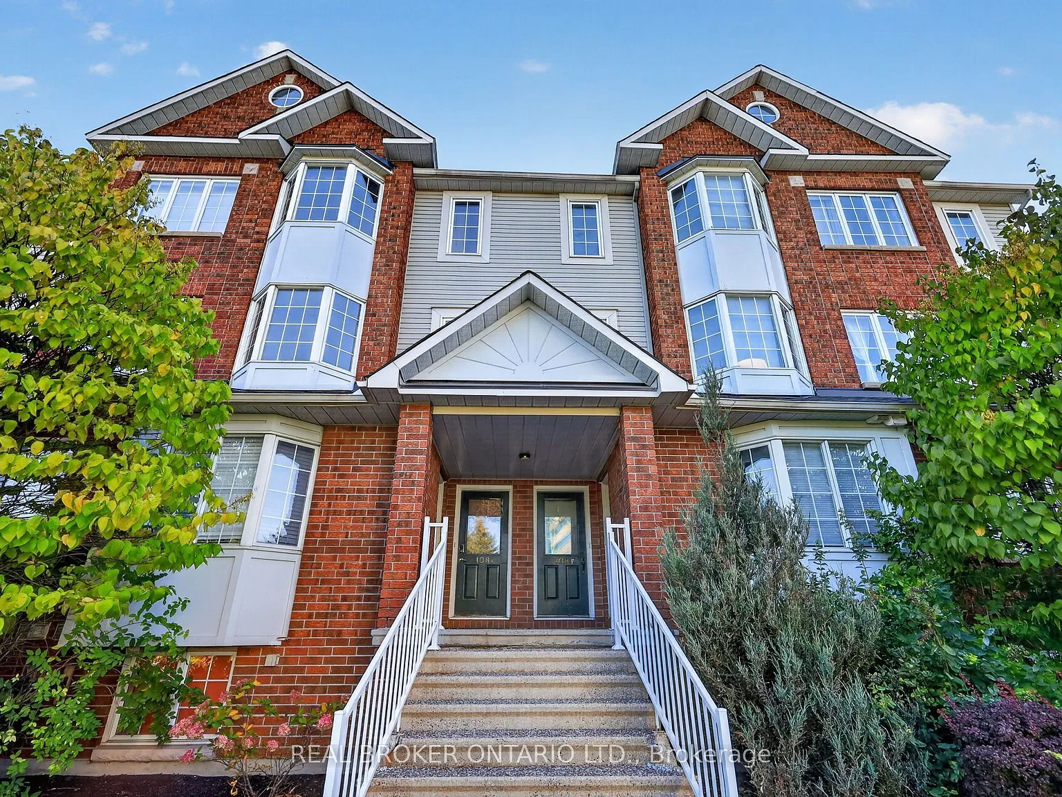 2 bed, $2,400 — Photo 2