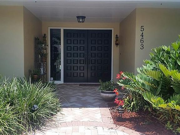 3rd image of 5463 Glenmore Dr