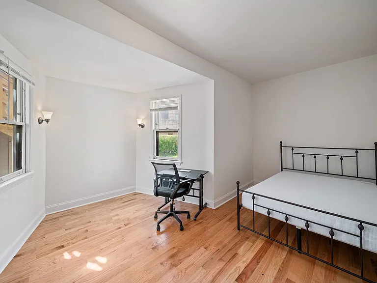 1118 Garnett Pl #1 — Photo 15