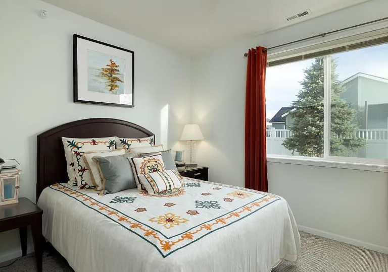 Regency Apartment Homes — Photo 24